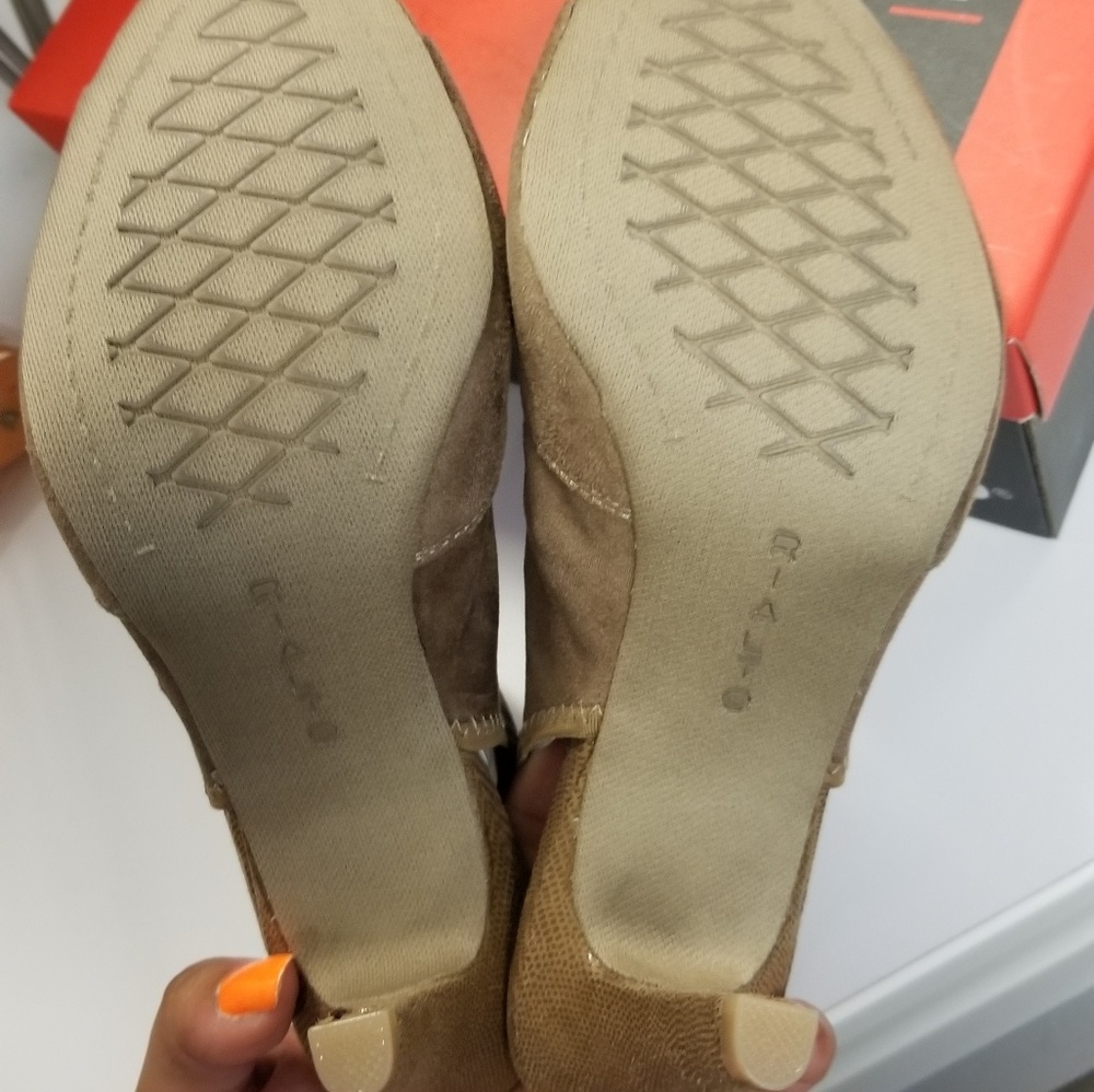 New Rialto Open Toe Slingbacks - Picture 4 of 6